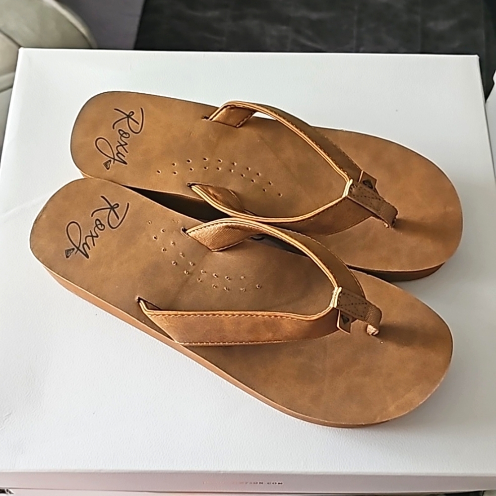 Roxy Suede Platform Flip Flop Sandals, Size 10